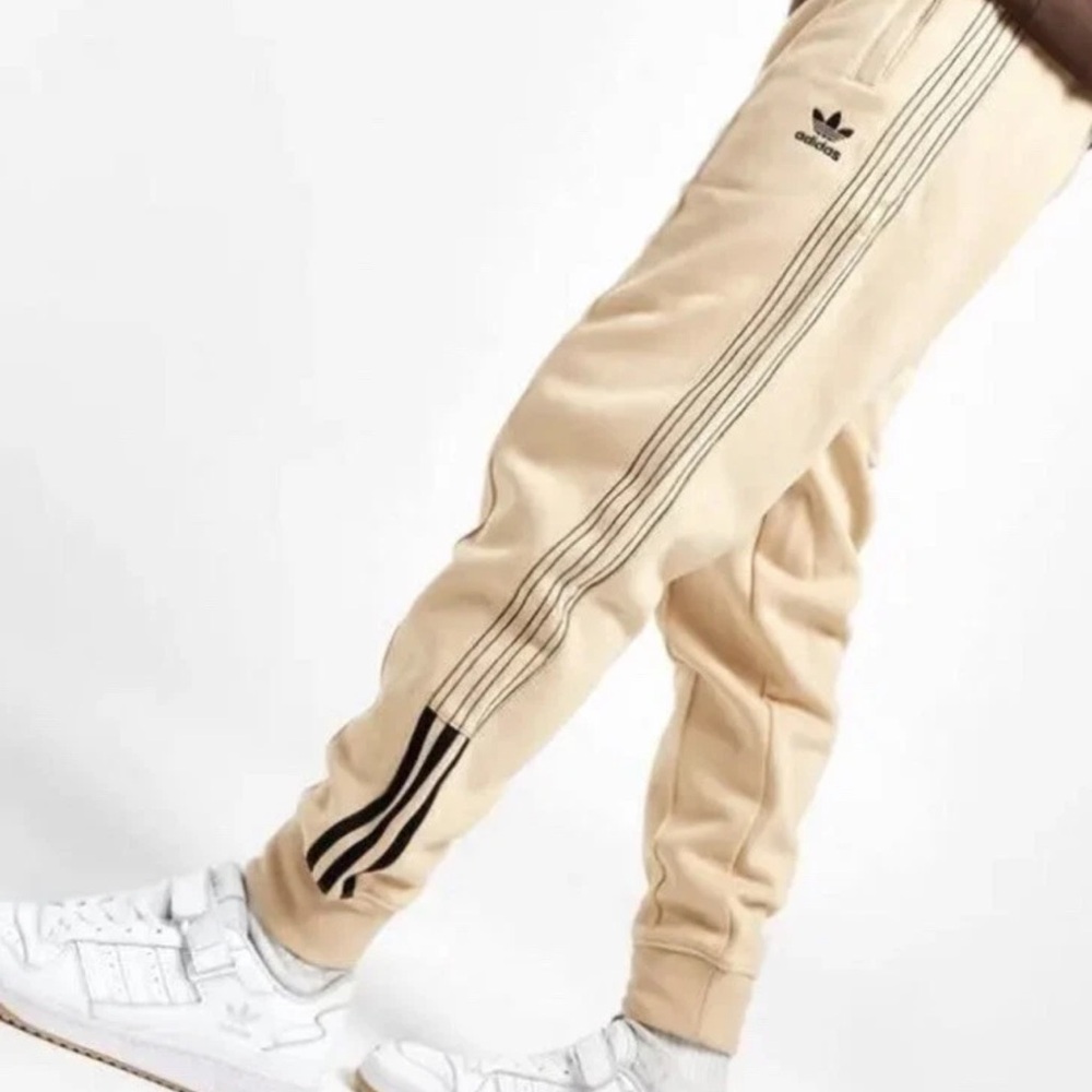 Adidas Original Fleece Joggers Size Large Beige/ Black - Picture 8 of 16